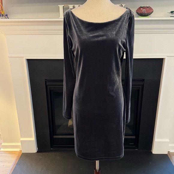 🩶 Tart Velvet Long Sleeve Sheath DressSize Medium